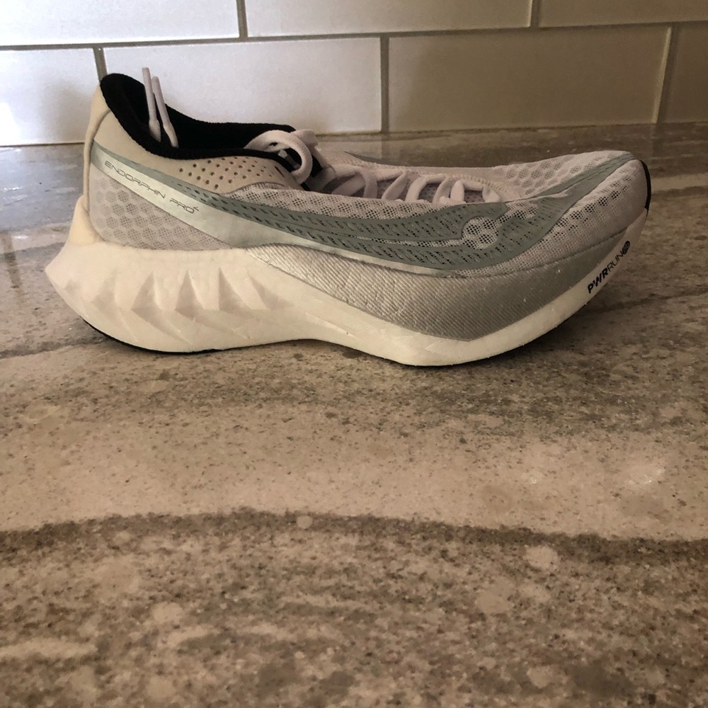 Saucony Endorphin Pro 4 womens